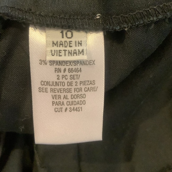 Two piece Set - Picture 6 of 7